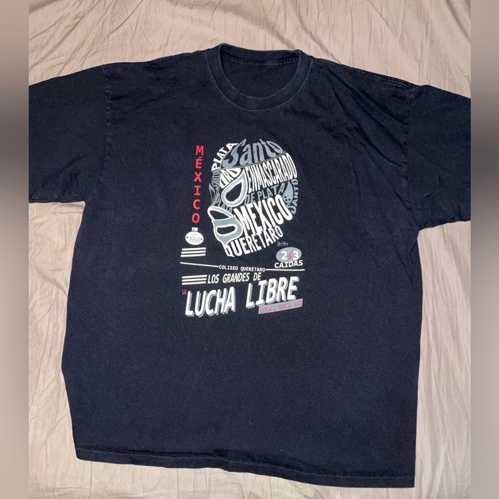 Men’s size XL Lucha Libre t-shirt